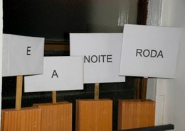A noite roda 2.jpg
