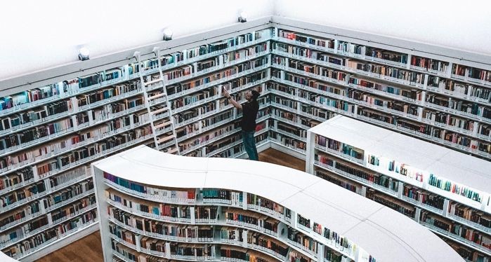 library-libraries-librarian-feature-700x375-1.jpg.